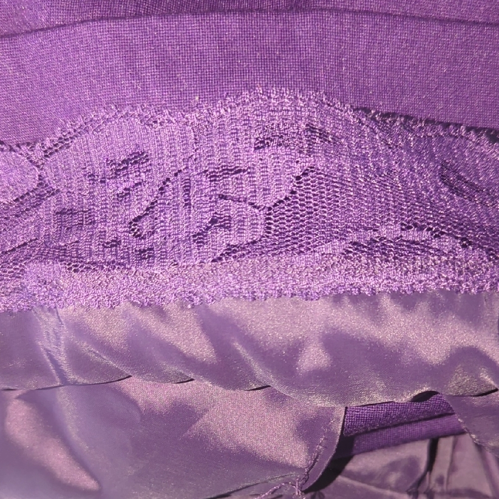 Trina Turk V-Neck Sleeveless Purple Midi Dress - Picture 15 of 15